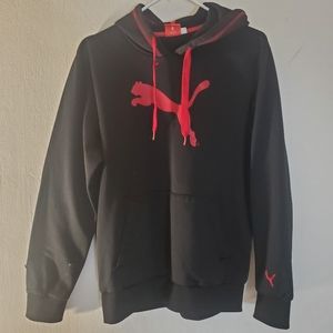 puma hoodie black and red detailing
